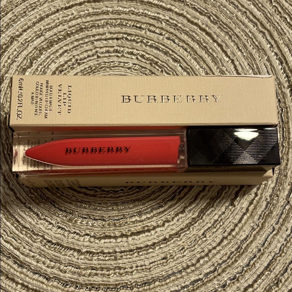 Burberry Kisses Lipstick